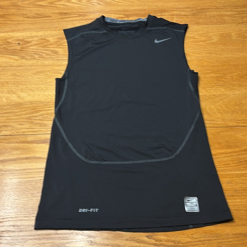 Nike Pro Combat Sleeveless Fitted Shirt